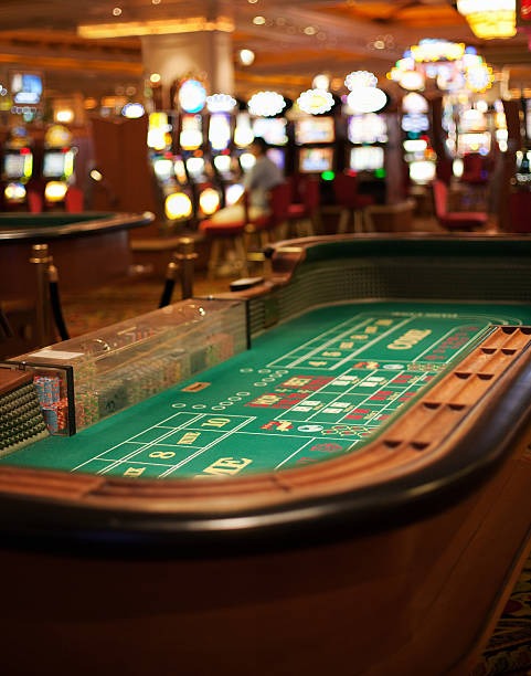 Platform waduk700 menampilkan sportsbook Liga 1 dan permainan kasino di interface yang terintegrasi